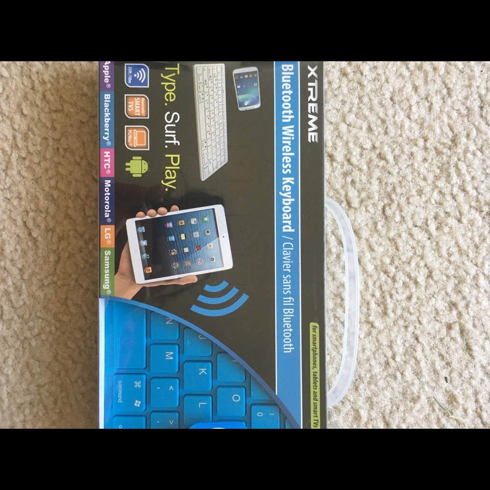 Bluetooth Wireless Keyboard - Picture 5 of 6